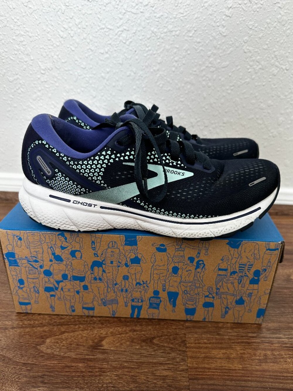 Brooks Ghost 14 Women's Running Shoes - 8.5 Wide - Picture 1 of 8